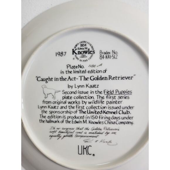 Edwin Knowles Caught in the Act - The Golden Retriever by Lynn Kaatz Plate 8.8" - Picture 7 of 8